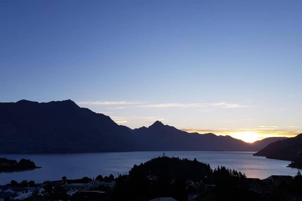 Awesome Studio - Amazing Mountain & Lake Views Queenstown Extérieur photo